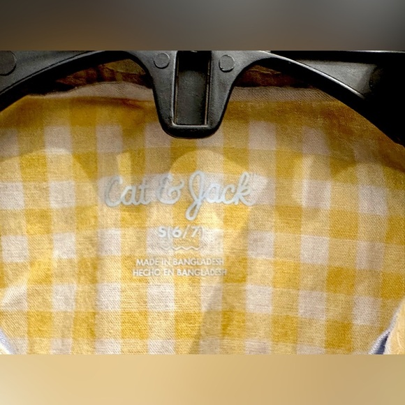 Short sleeve button down shirt, yellow, size small (6/7) - Picture 4 of 4